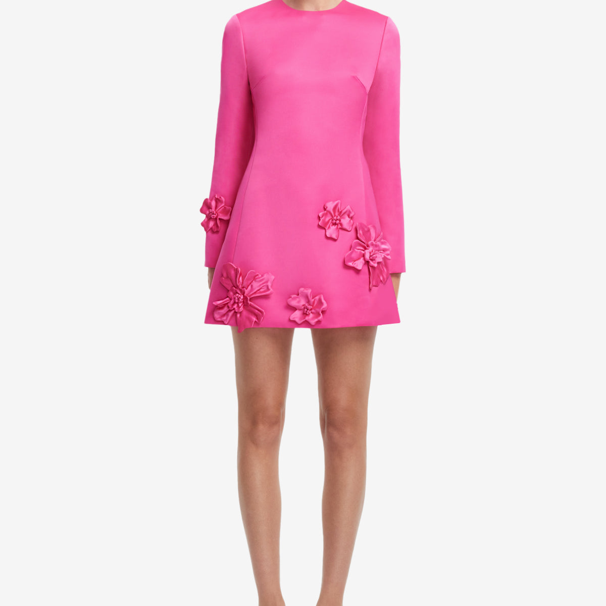 hot pink maxi dress with sleeves LEO LIN - Aliza Long Sleeve Petal Mini ModelID: 19 Exude modern elegance in Addison Rae Wears a Dress Size:4