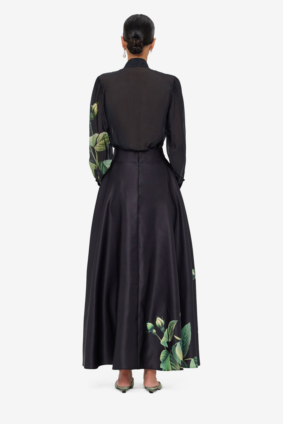 Exclusive LEO LIN Rosalyn Maxi Skirt - White Rose Print