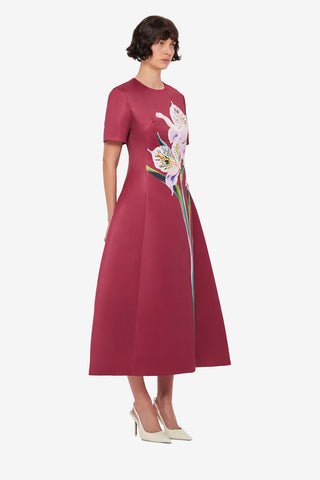 Exclusive LEO LIN Caroline Short Sleeve Midi Dress - Lily Print in Burgundy