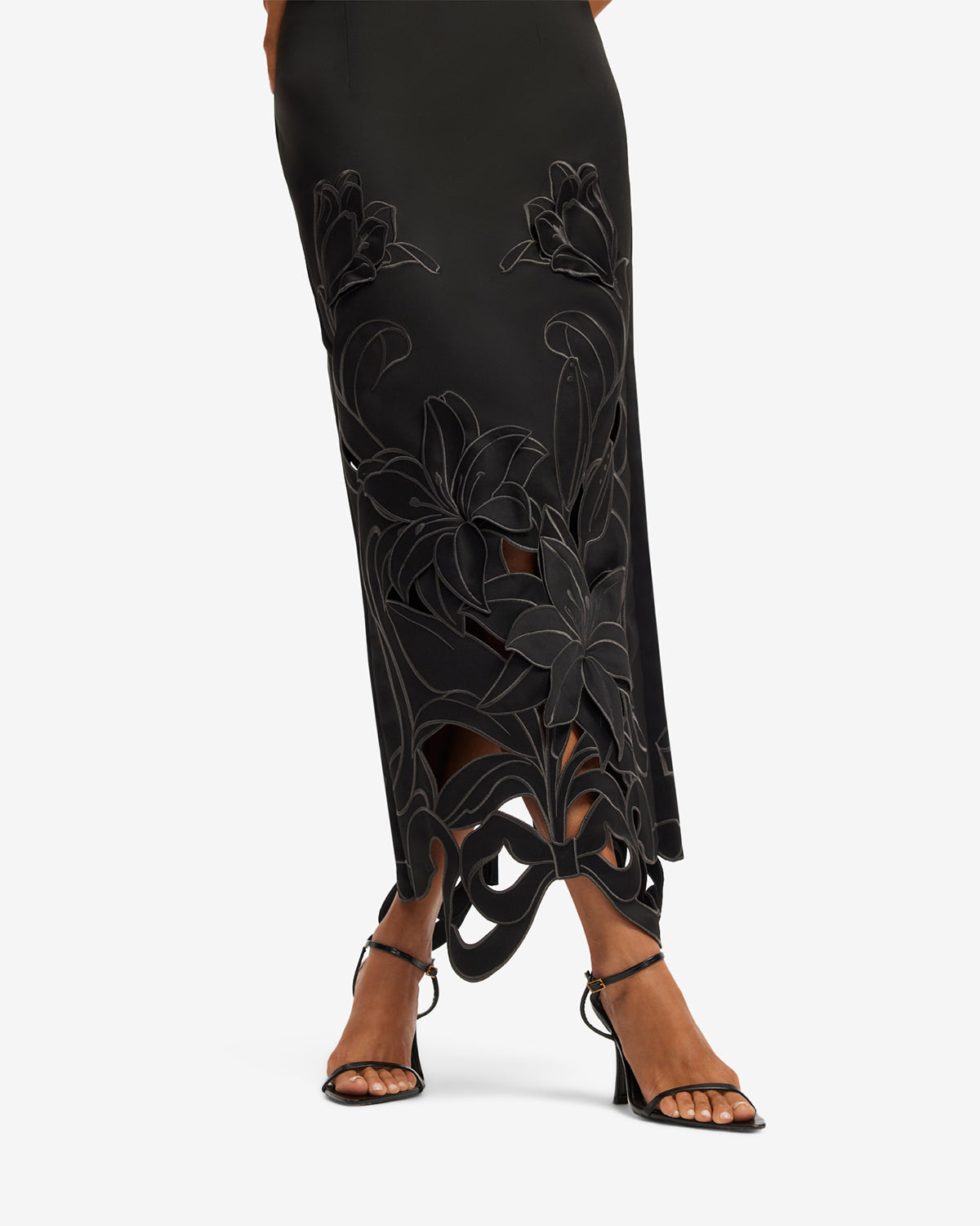 rayna floral-appliqud crepe maxi dress Leo Lin Rayna Floral-AppliquD Maxi Dress - Multi