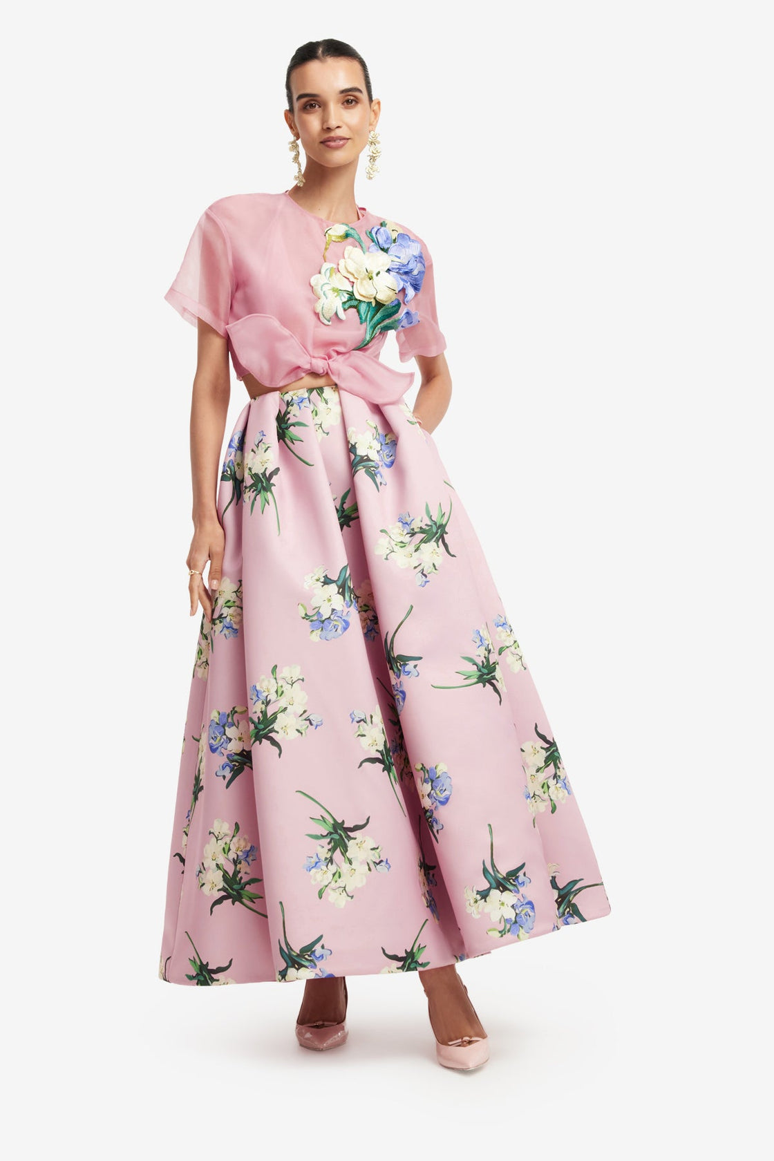 Riley Embroidered Sleeve Top - Bouquet Print in Pastel Pink Tops