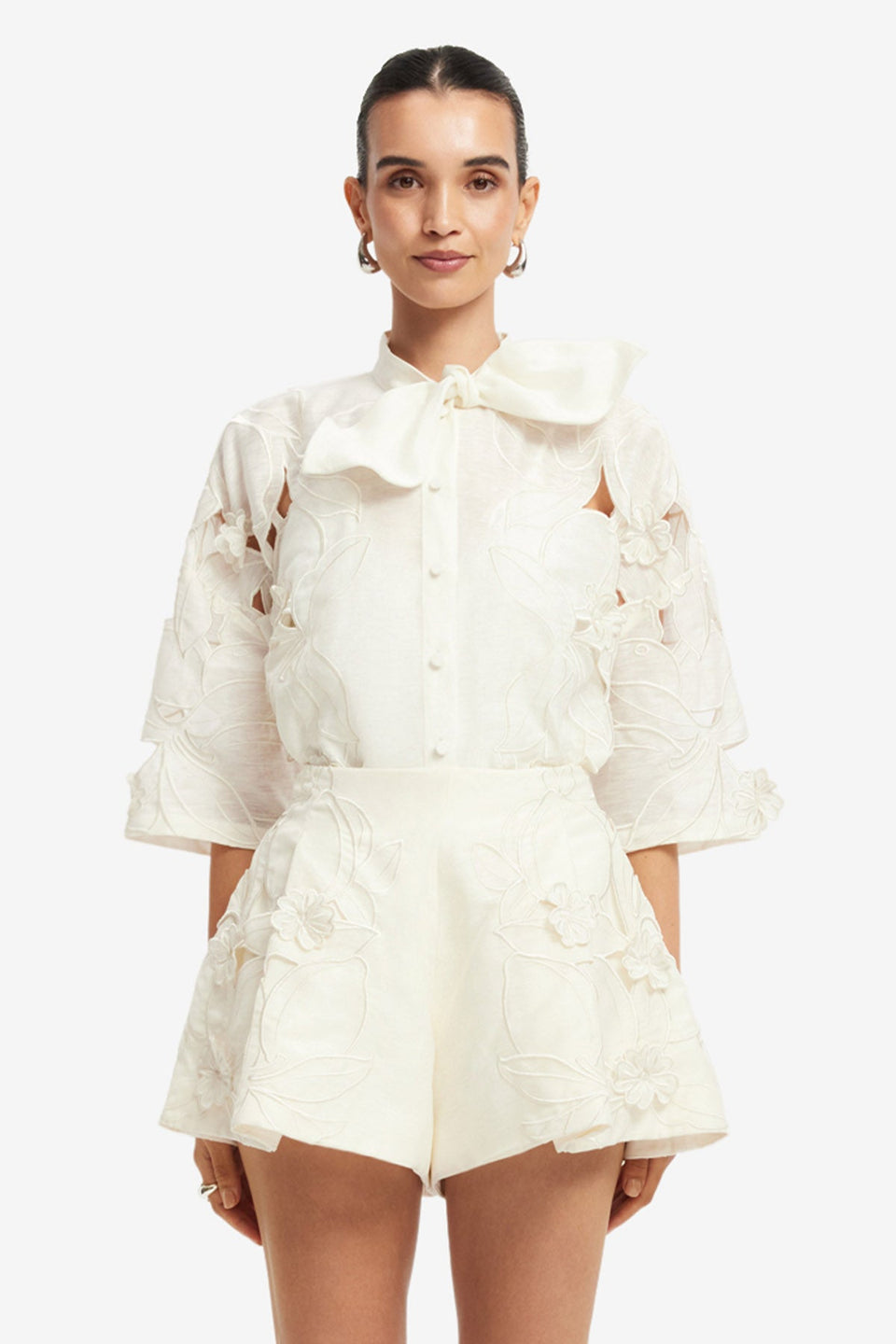 Brooklyn Appliqué Bow Puff Sleeve Top - Snow Tops