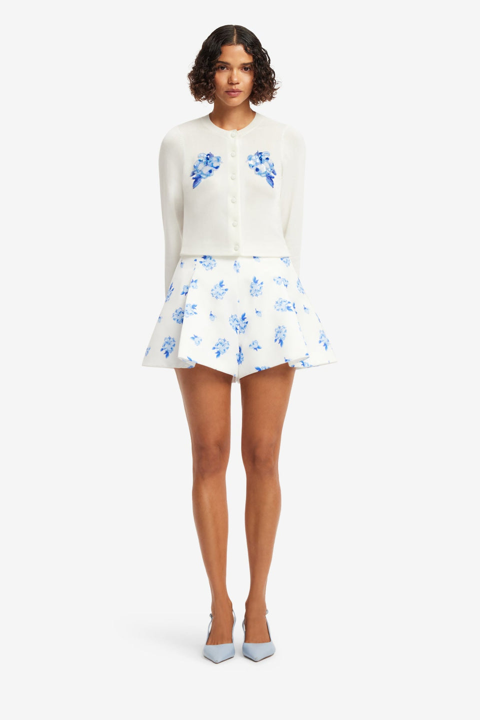 Abby Shorts - Ditsy Floral Print in Snow Shorts