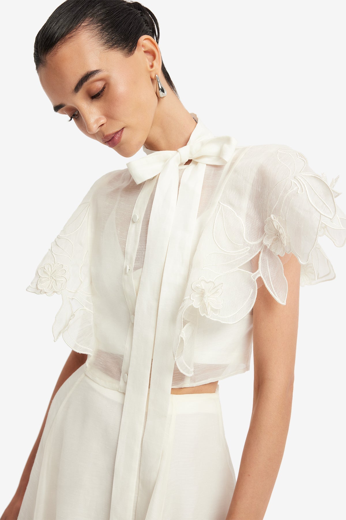 Jasmine Appliqué Flutter Sleeve Top - Snow – LEO LIN