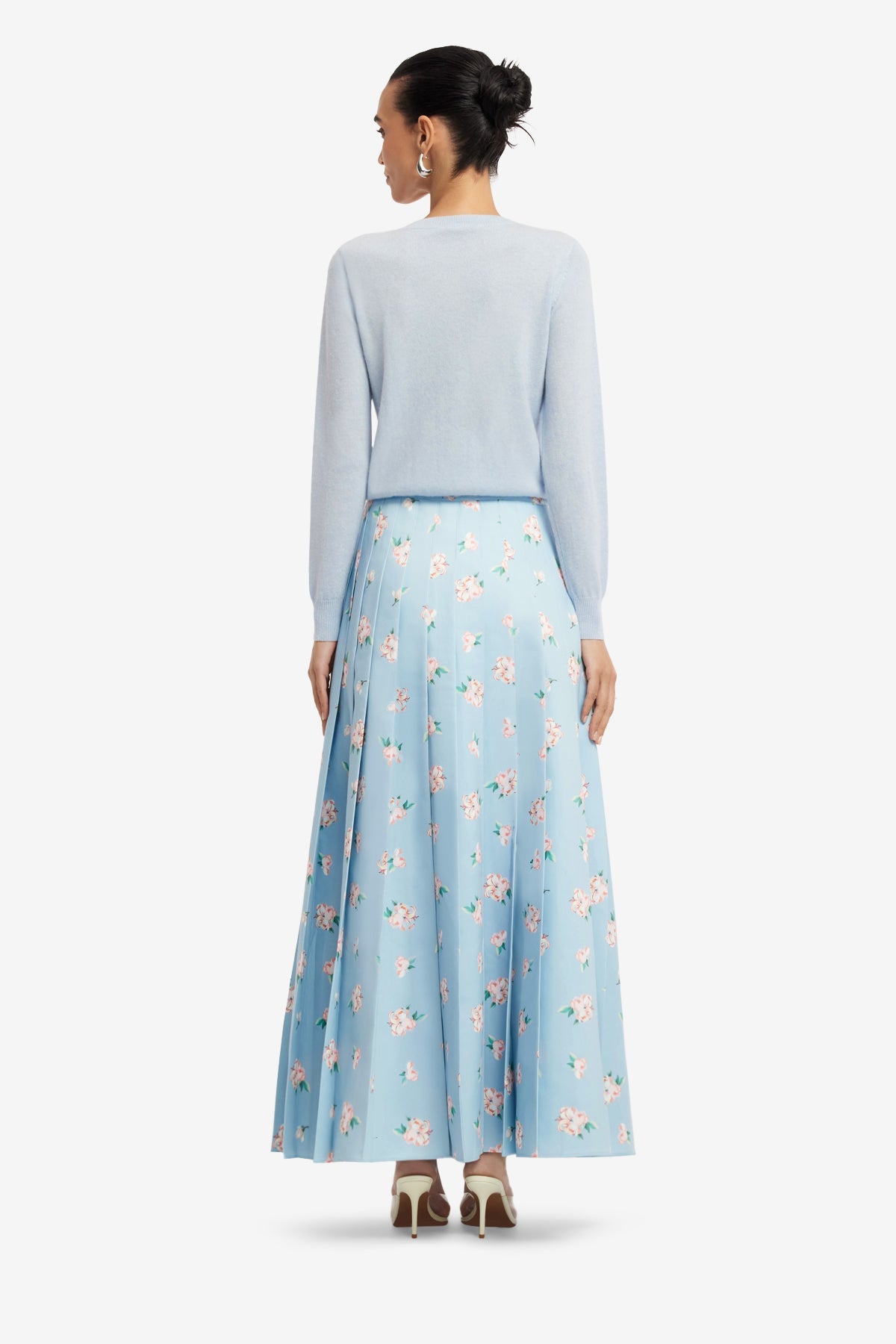 June Pleated Maxi Skirt - Ditsy Floral Print in Blue – LEO LIN