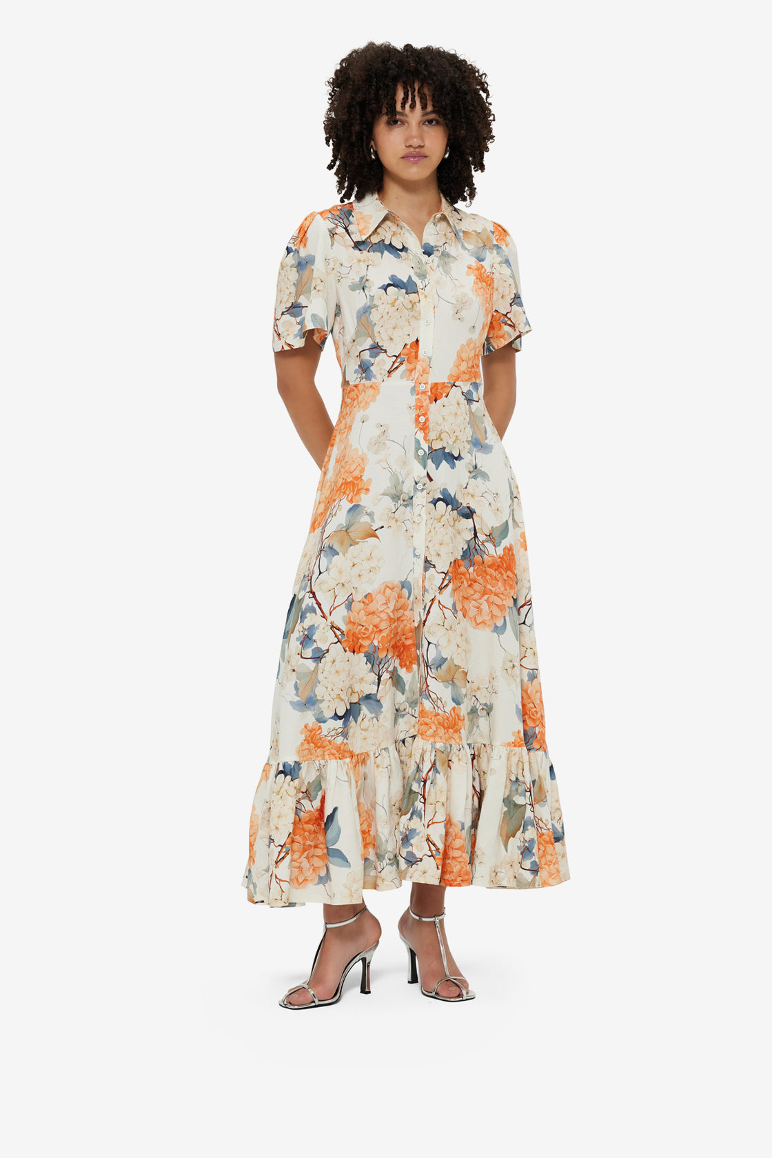 Exclusive Leo Lin Becca Short Sleeve Midi Dress - Hydrangea Print in Vanilla