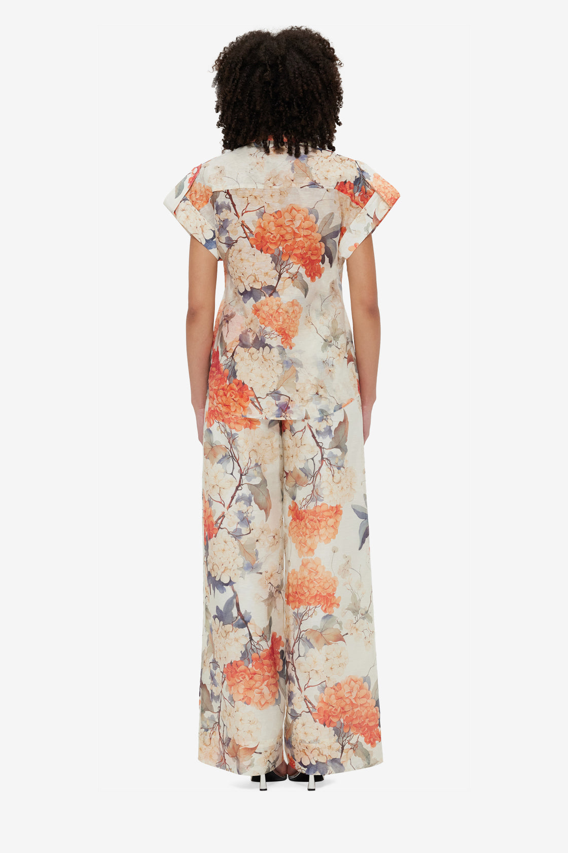 Exclusive Leo Lin Catarina Blouse - Hydrangea Print in Vanilla