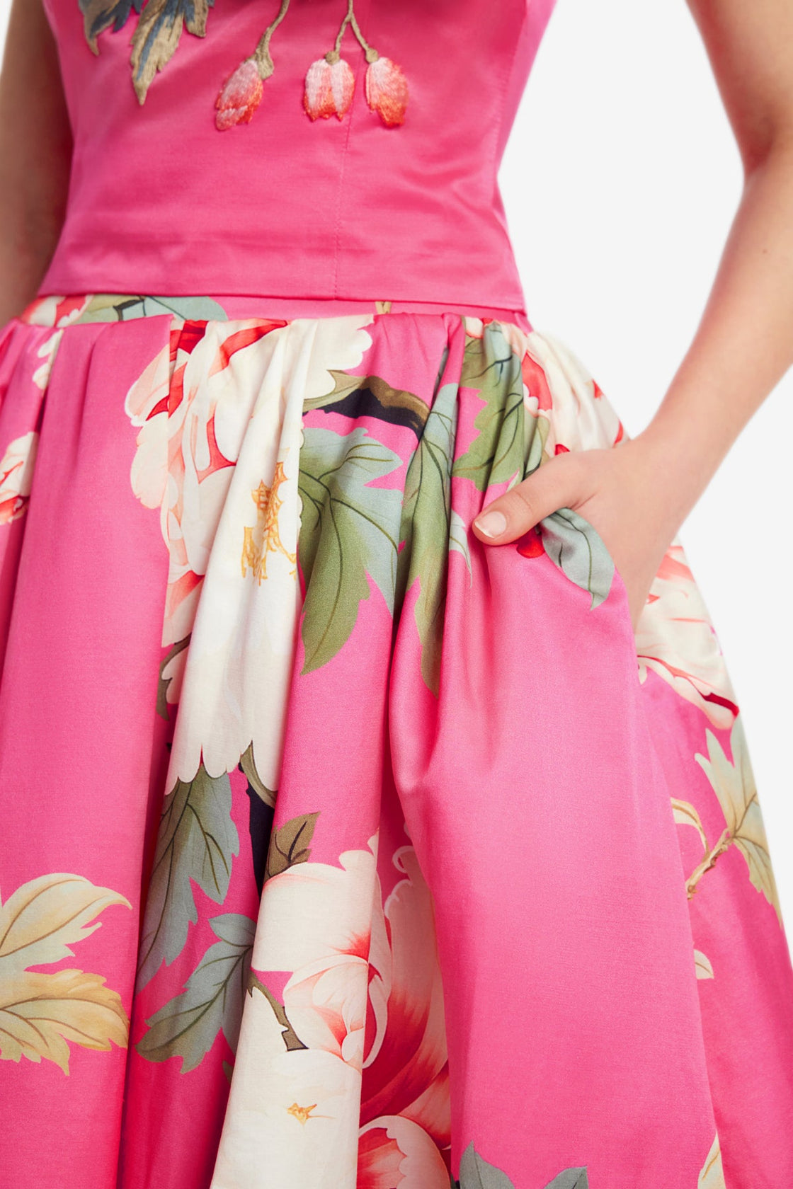 Exclusive LEO LIN Victoria Puff Maxi Skirt - Peony Print in Fuchsia