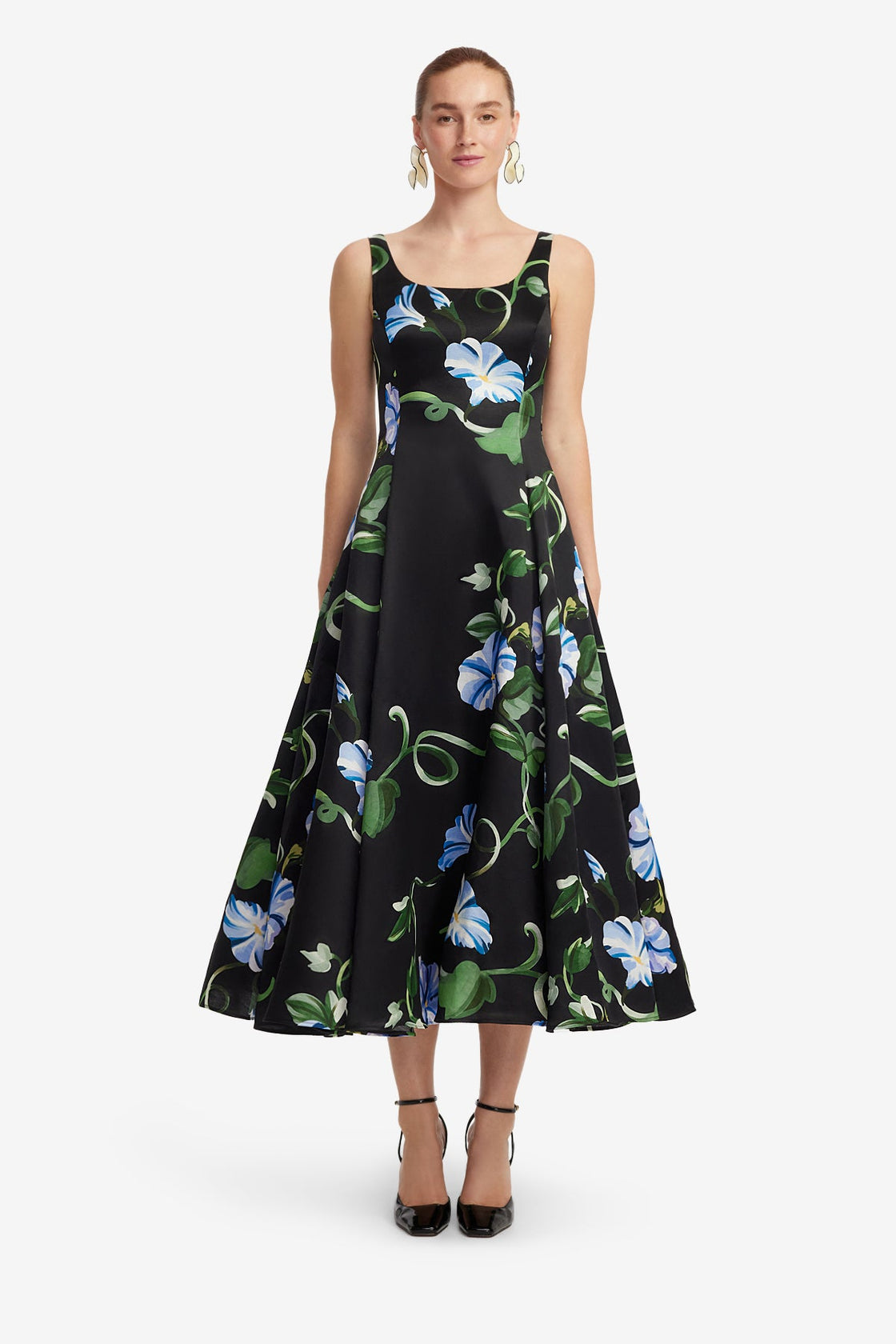 Exclusive LEO LIN Serafina Applique Maxi Dress - Vine Print in Ebony