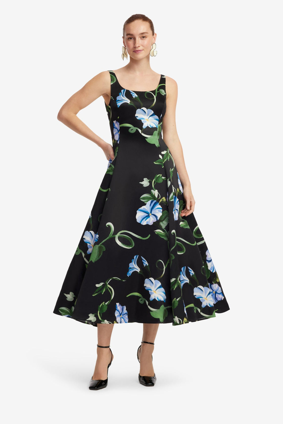 Exclusive LEO LIN Serafina Applique Maxi Dress - Vine Print in Ebony